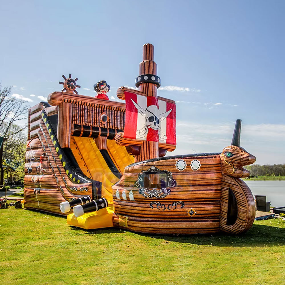 Water Slide Inflatable - Toboggans aquatiques en forme de bateau